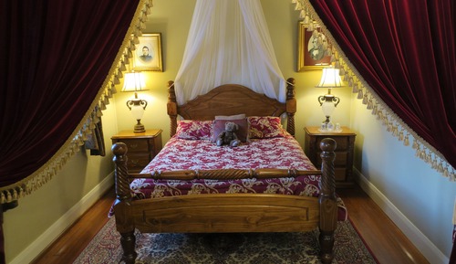 Familienapartment, 3 Schlafzimmer, Nichtraucher, Kochnische (Georgian FamilySuite WIFI)