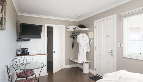 Standard-Suite, 1 Schlafzimmer, Nichtraucher, Balkon (Weatherly Suite)