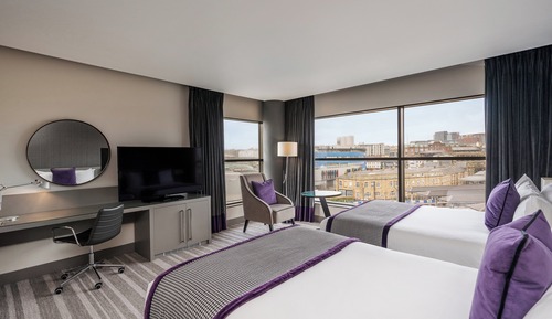 Standard Room, 2 Double Beds, Club lounge access