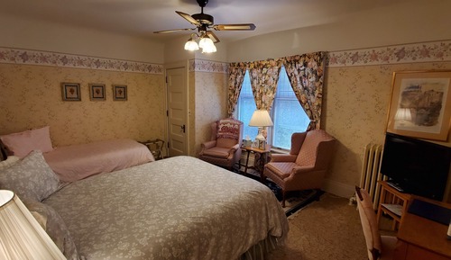 Zimmer, Mehrere Betten (The Orchard)