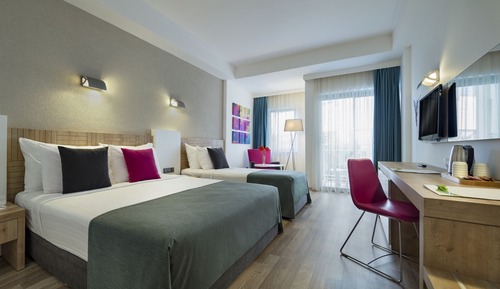 Dreibettzimmer