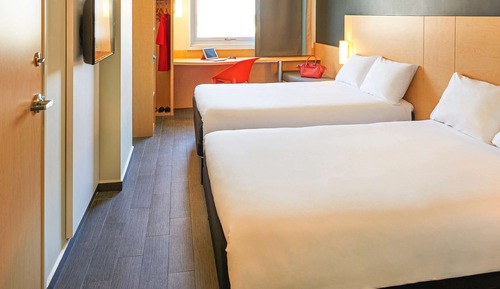 Standard-Zweibettzimmer, 2 Doppelbetten