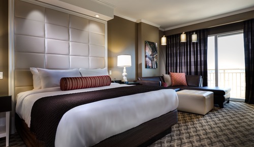 Zimmer, 1 King-Bett, Poolblick