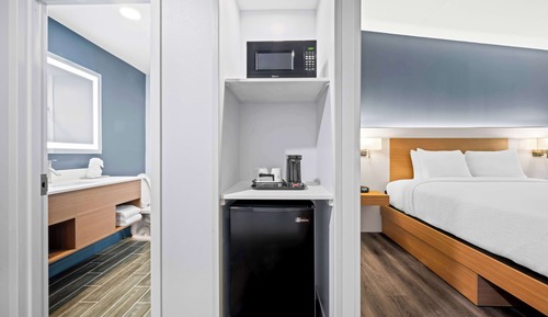 Standardzimmer, 1 King-Bett, barrierefrei, Nichtraucher (Walk-in Shower)