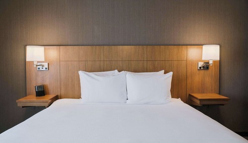 Zimmer, 1 King-Bett und Schlafsofa (High Floor)