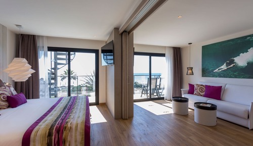 Suite, Meerblick (Front View)