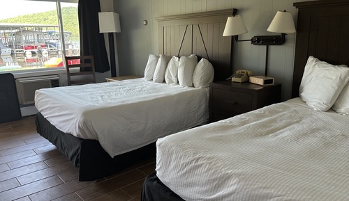 Deluxe-Doppelzimmer, 2 Doppelbetten, Seeblick, Seeseite