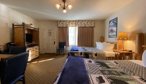 Basic-Zimmer, 2 Queen-Betten, Nichtraucher