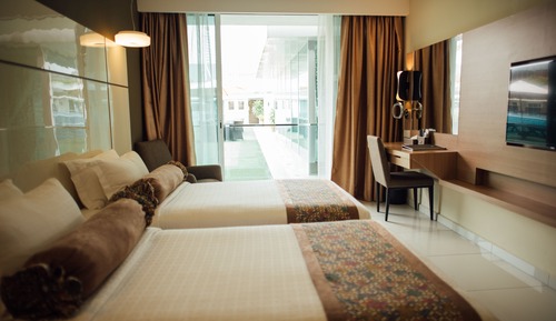 Deluxe-Zweibettzimmer, 2 Einzelbetten, Poolblick