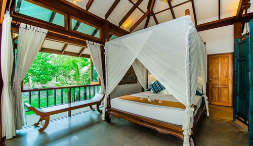 Two-Bedroom Beachfront Pool Villa