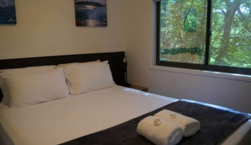 Superior-Ferienhütte, 2 Schlafzimmer (Sleep 4)