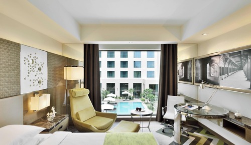Premium-Zimmer, 1 King-Bett, Poolblick