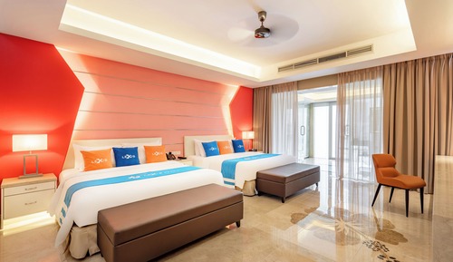 Premium-Villa, eigener Pool, Strandblick