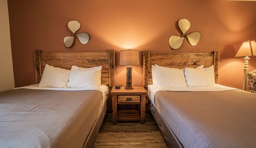 Deluxe-Doppelzimmer, Mehrere Betten