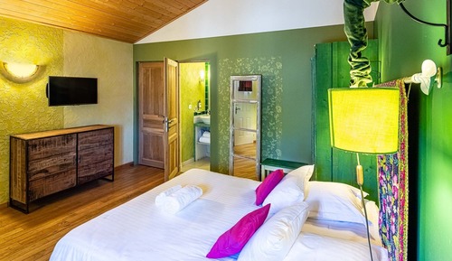 Deluxe-Doppelzimmer, eigenes Bad, Gartenblick