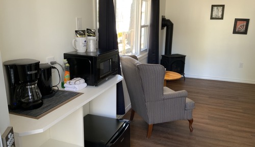 Standard-Studio, 1 Queen-Bett, Terrasse, Blick auf den Innenhof (The Loon 9)
