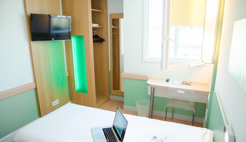 Dreibettzimmer, 3 Einzelbetten