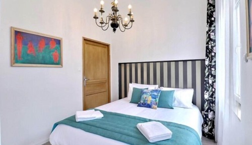 Deluxe-Apartment