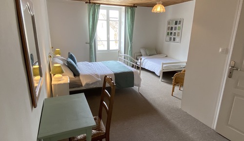 Deluxe-Dreibettzimmer