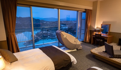 Zweibettzimmer, Nichtraucher (With massage chair)