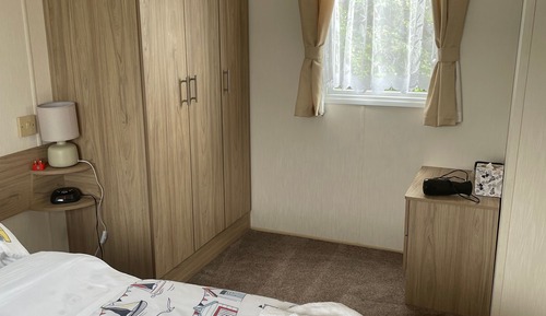 House, 2 Bedrooms, Patio