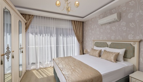 Luxury-Apartment
