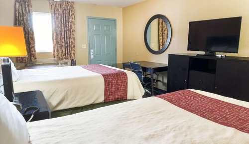 Zimmer, 2 Queen-Betten, Nichtraucher