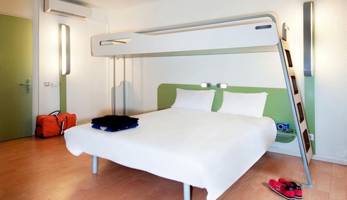 Dreibettzimmer, 3 Einzelbetten