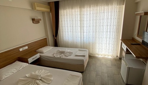 Standard-Dreibettzimmer