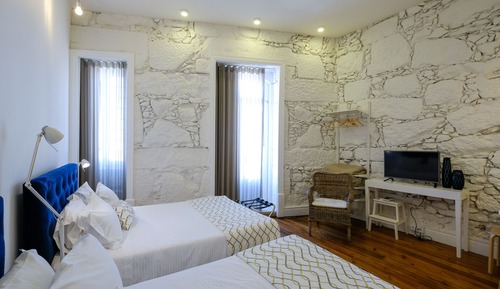 Deluxe-Vierbettzimmer, Balkon