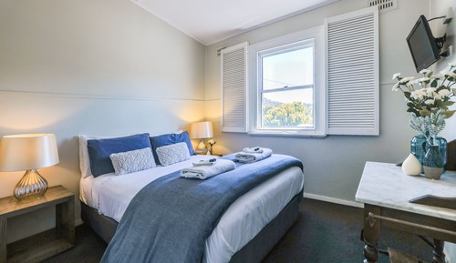 Standard-Doppelzimmer, Gemeinschaftsbad