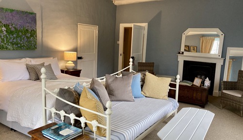 Doppelzimmer, mit Bad (Temple Suite)