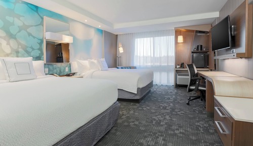 Zimmer, 2 Queen-Betten