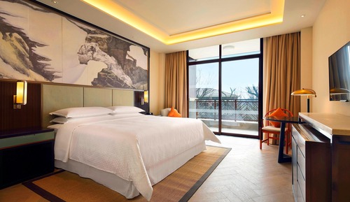 Zimmer, 1 King-Bett, Balkon, Ausblick