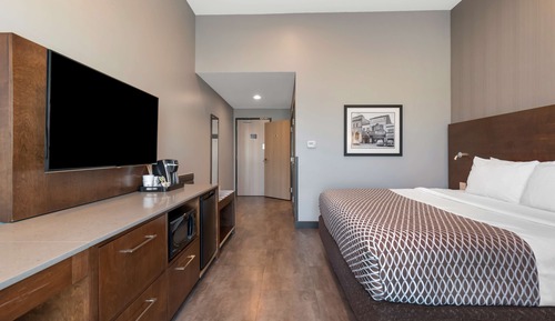 Standardzimmer, 1 King-Bett, barrierefrei, Nichtraucher (Walk-in Shower)