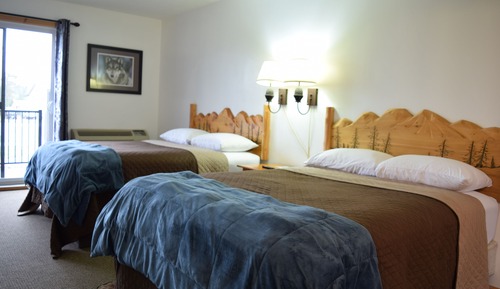 Zimmer, 2 Doppelbetten, Balkon