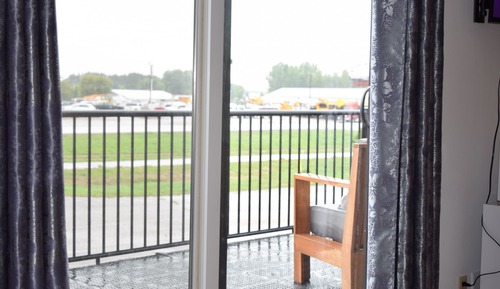 Zimmer, 1 King-Bett, Balkon