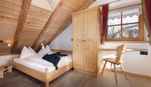 Doppelzimmer, zusätzliche Endreinigungsgebühr in Höhe von 20,00 Euro zahlbar im Hotel