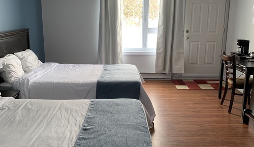 Standardzimmer, 2 Doppelbetten, Nichtraucher