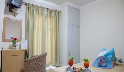 Dreibettzimmer