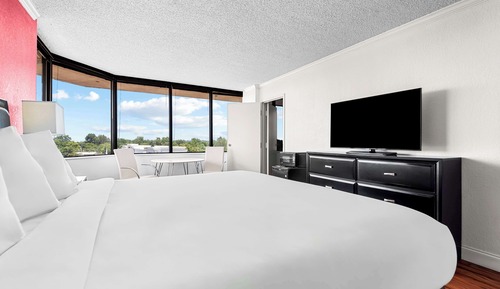 Suite, 2 Doppelbetten, Kühlschrank und Mikrowelle, Flussblick