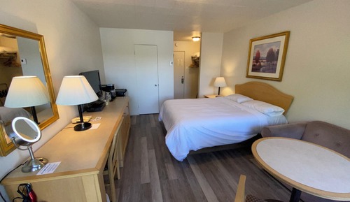 Standardzimmer, 1 Queen-Bett, Flussblick
