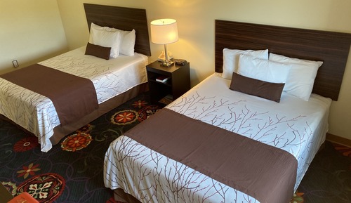 Zimmer, 2 Queen-Betten