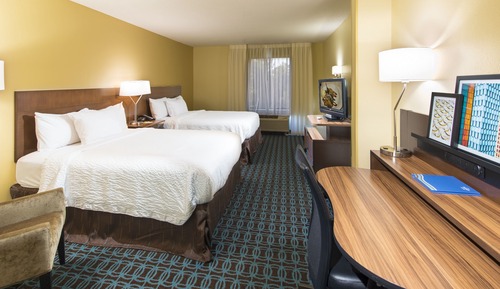 Zimmer, 2 Queen-Betten, Nichtraucher