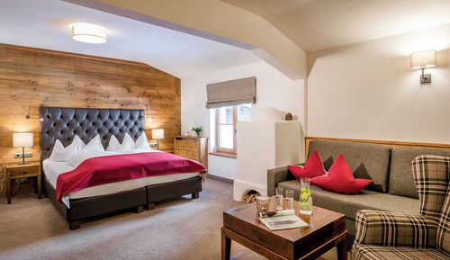 Junior-Suite, Balkon, Bergblick