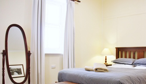 Men's Kitchen (up to ten guests)