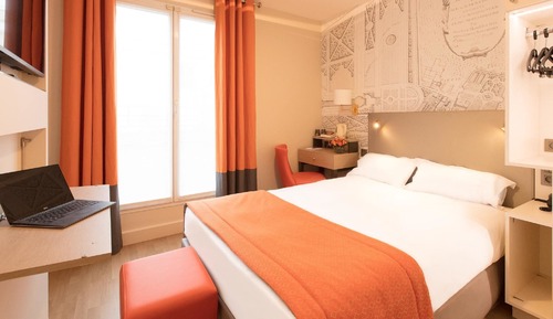 Standard-Doppelzimmer, Stadtblick