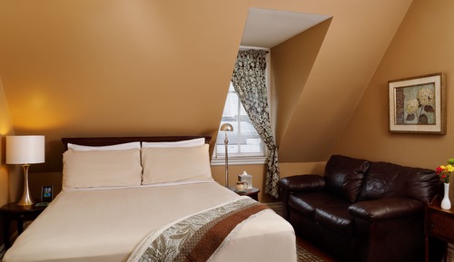 Zimmer, 1 Queen-Bett, Kamin (10)