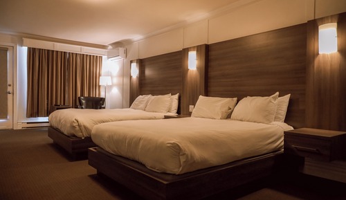 Comfort-Zimmer, 2 Queen-Betten, Balkon, Flussblick