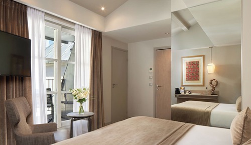 Zimmer (Privilege Top Room Floor)